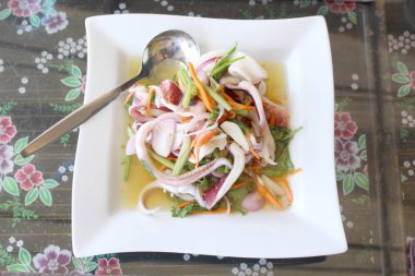 Görüntü Tayland kalamar salatası