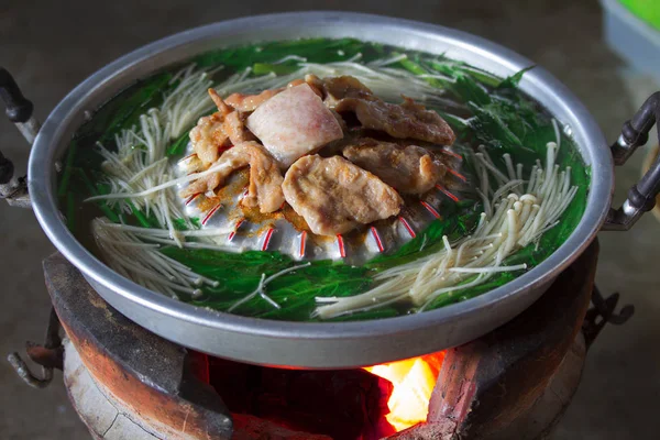 Korean roasted pork, grilled pork on charcoal stove, grilled por — Stock Photo, Image