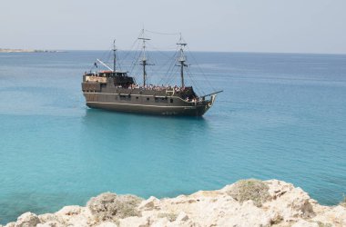 turistlere siyah inci korsan gemisi 