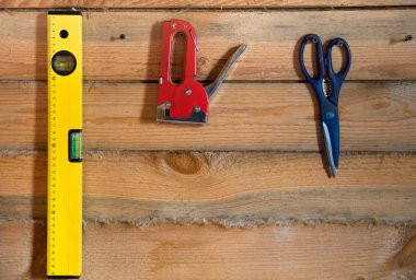 Çam kereste ahşap bir zemin üzerine oluşturmak için Araçlar