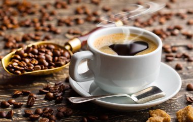 Eski arka plan üzerinde siyah kahve