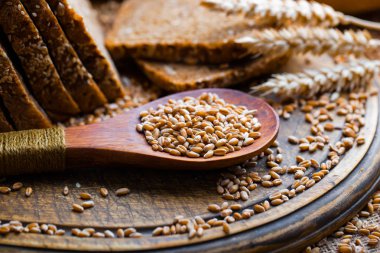 Buğday fasulye masada