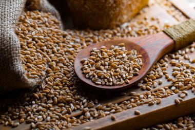 Buğday fasulye masada