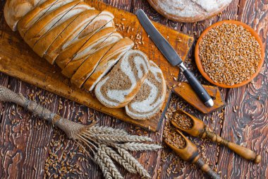 Eski arka plan buğday ekmek