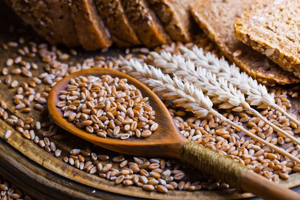 Buğday fasulye masada