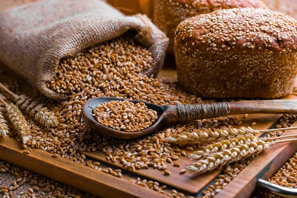 Wheat beans on the table — Stock Photo, Image