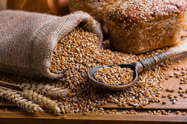 Wheat beans on the table — Stock Photo, Image