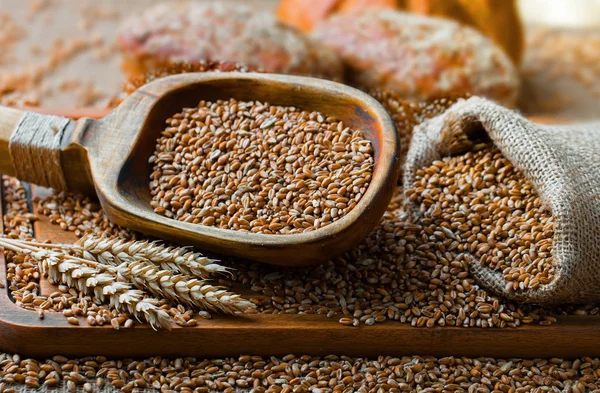 Buğday fasulye masada