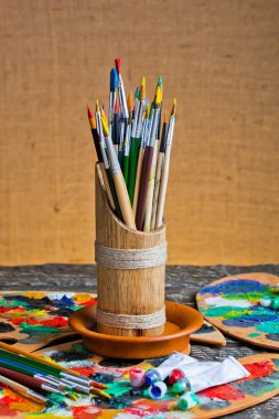 boya ve fırça çizimi için