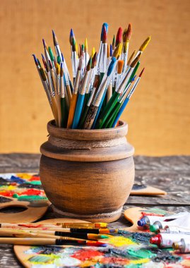 boya ve fırça çizimi için