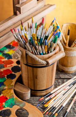 boya ve fırça çizimi için