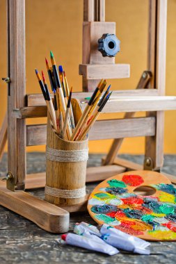 boya ve fırça çizimi için