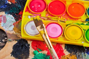 boya ve fırça çizimi için