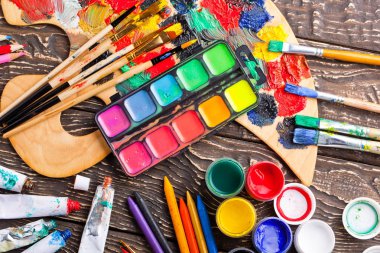 boya ve fırça çizimi için