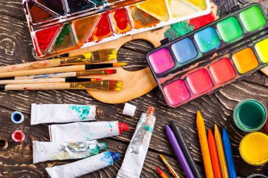 boya ve fırça çizimi için