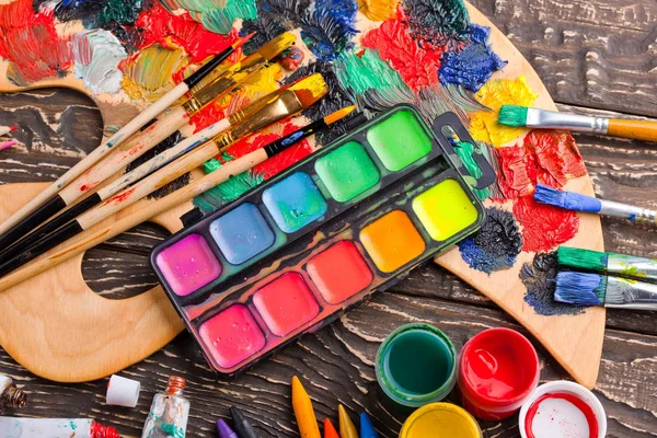 boya ve fırça çizimi için