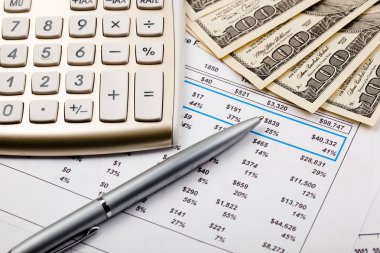 Masada ofiste iş nesneleri