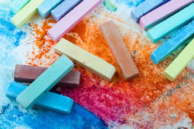 boya kalemi bir kağıt sayfası