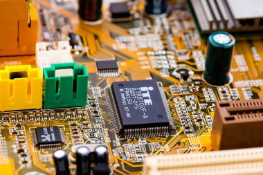 Bilgisayar anakart portre