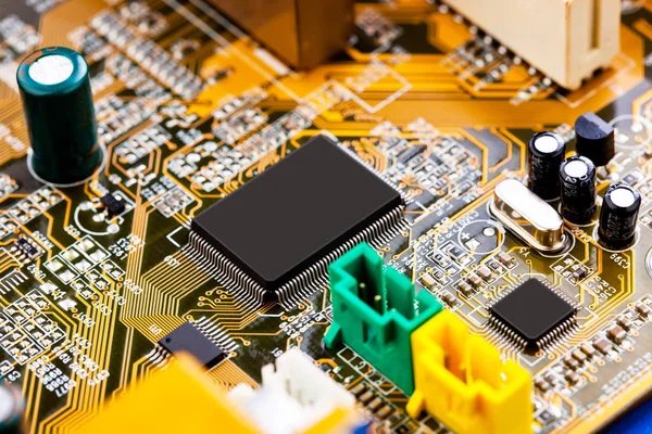 Bilgisayar anakart portre