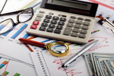 Masada ofiste iş nesneleri