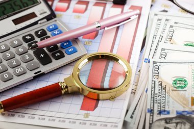 Masada ofiste iş nesneleri