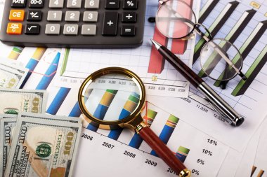 Masada ofiste iş nesneleri