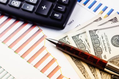 Masada ofiste iş nesneleri