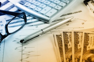 Masada ofiste iş nesneleri