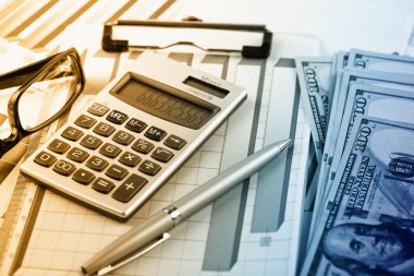 Masada ofiste iş nesneleri