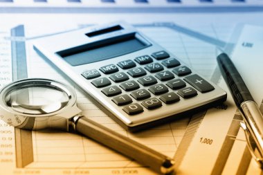 Masada ofiste iş nesneleri