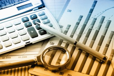 Masada ofiste iş nesneleri