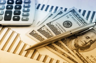 Masada ofiste iş nesneleri