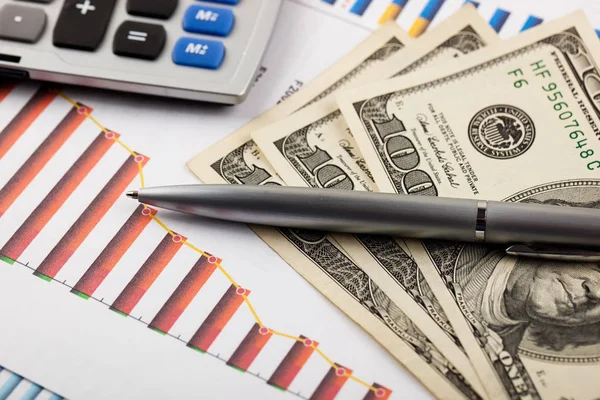 Masada ofiste iş nesneleri