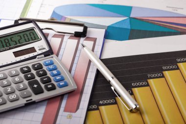 Masada ofiste iş nesneleri