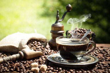 Eski arka plan üzerinde kahve siyah