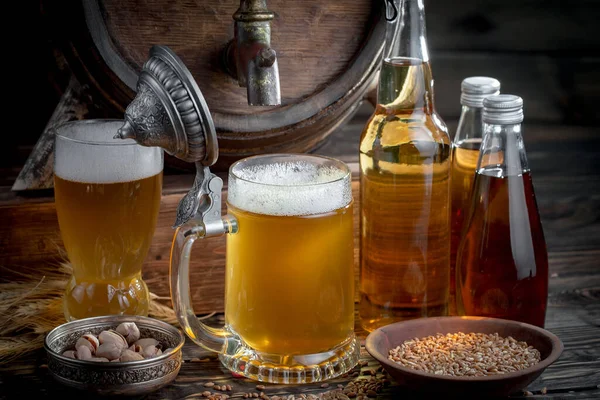 Light Beer Glass Old Background — Stock Photo, Image