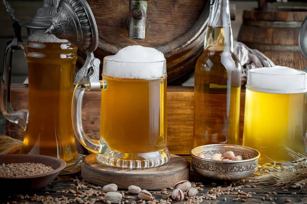 Light Beer Glass Old Background — Stock Photo, Image