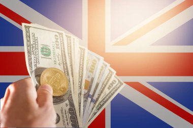 Bitcoin yeni sanal para ve İngiltere'de bayrak concep fiziksel sürümü