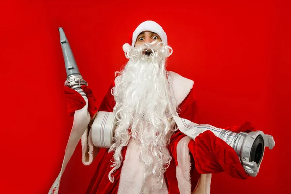 Weihnachtsmann Mit Rotem Herz — Stockfoto