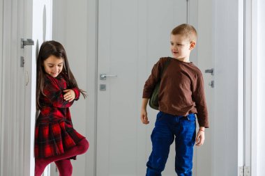 Eğitim okul yalıtım ve zorbalık kavramı 