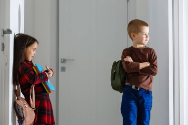 Eğitim okul yalıtım ve zorbalık kavramı 