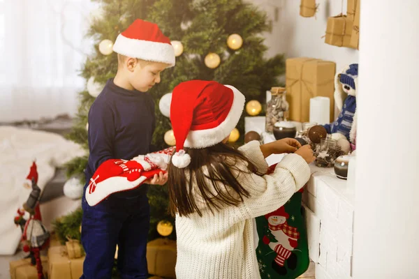 Kinder Beim Weihnachts Fotoshooting — Stockfoto