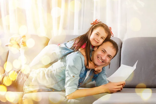 Happy Family Father Daughter — Stock Photo, Image