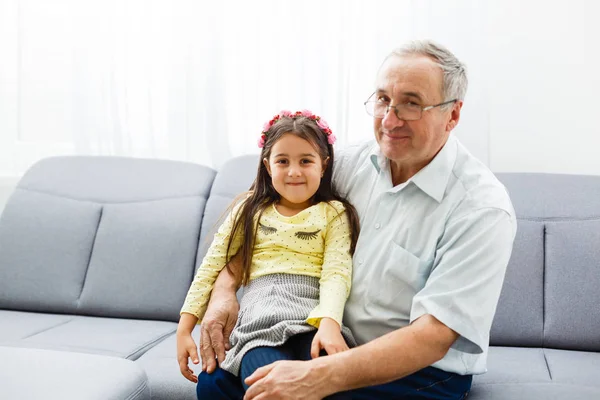 Grandfather Granddaughter Spending Time Together — Stock Photo, Image