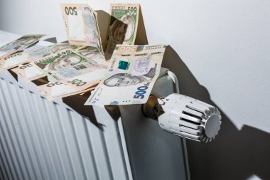 Radyatör termostat kontrolü Hryvnia