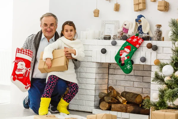 Nipote Nonno Sessione Fotografia Anno Nuovo — Foto Stock