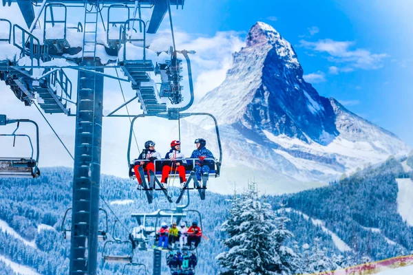 Niesamowity piękny widok Gornergrat, Zermatt, Matterhorn narty re — Zdjęcie stockowe