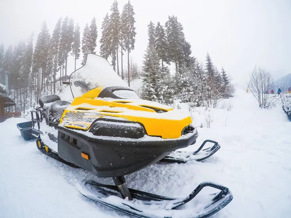 Vinter Motorcykel Snöskoter Vinter Atv Vinter Atv Vintern Mot Bakgrund — Stockfoto