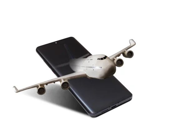 Flugzeug Fliegt Vor Weißem Hintergrund Aus Dem Smartphone Monitor — Stockfoto